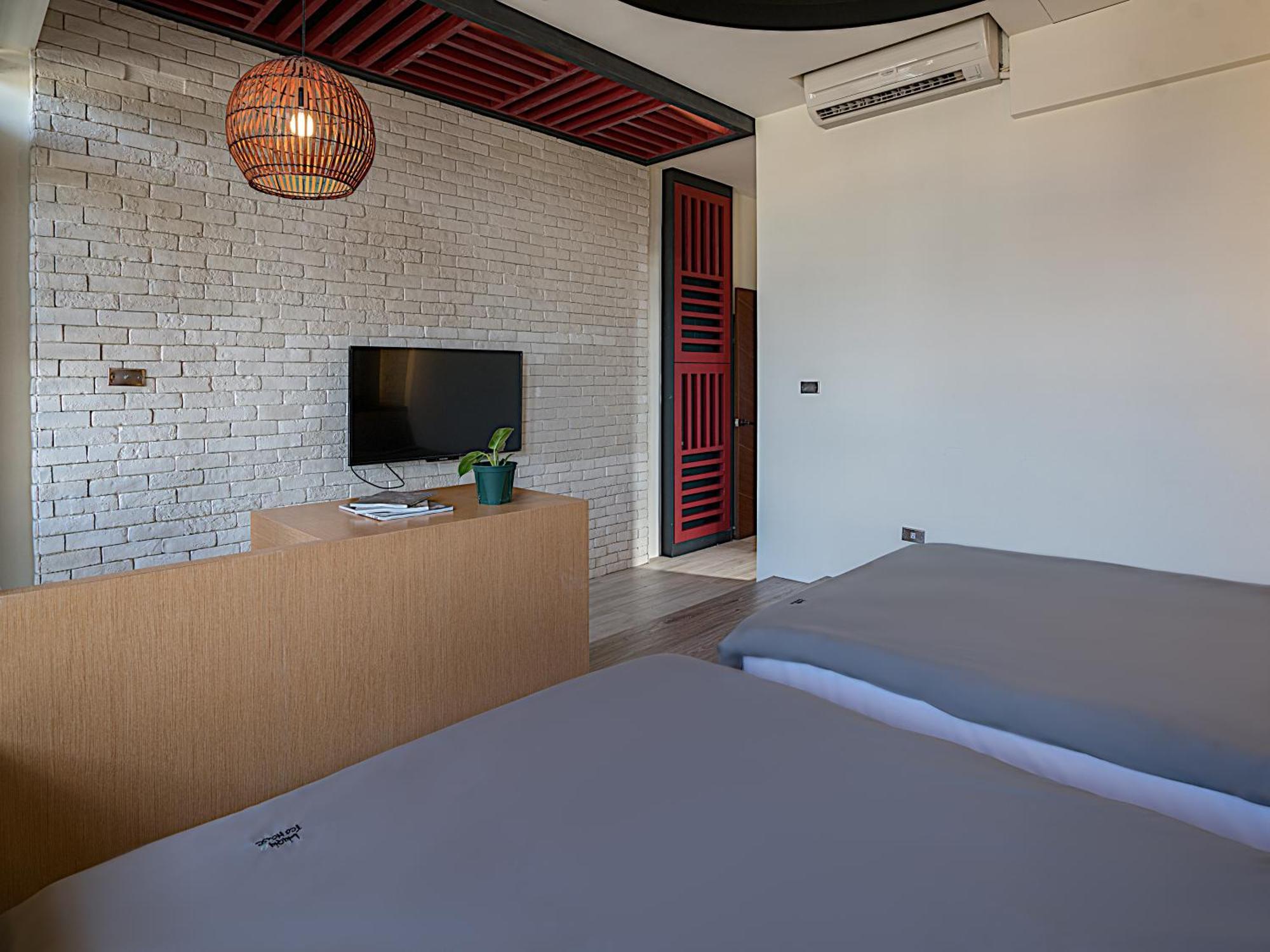 小琉球 琉球茶室 現代館 Bed & Breakfast エクステリア 写真