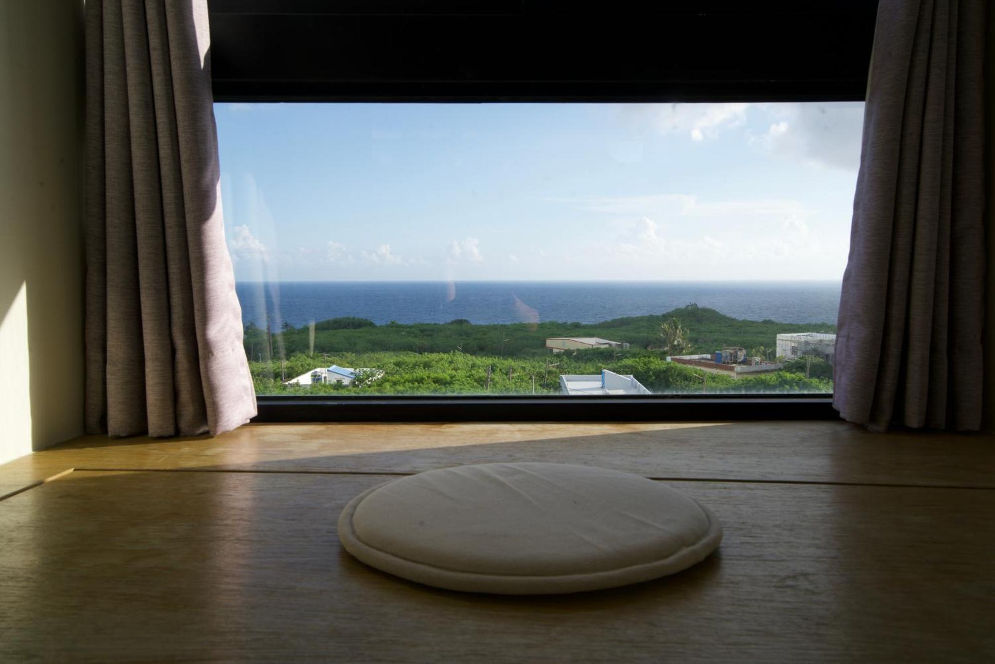 小琉球 琉球茶室 現代館 Bed & Breakfast エクステリア 写真